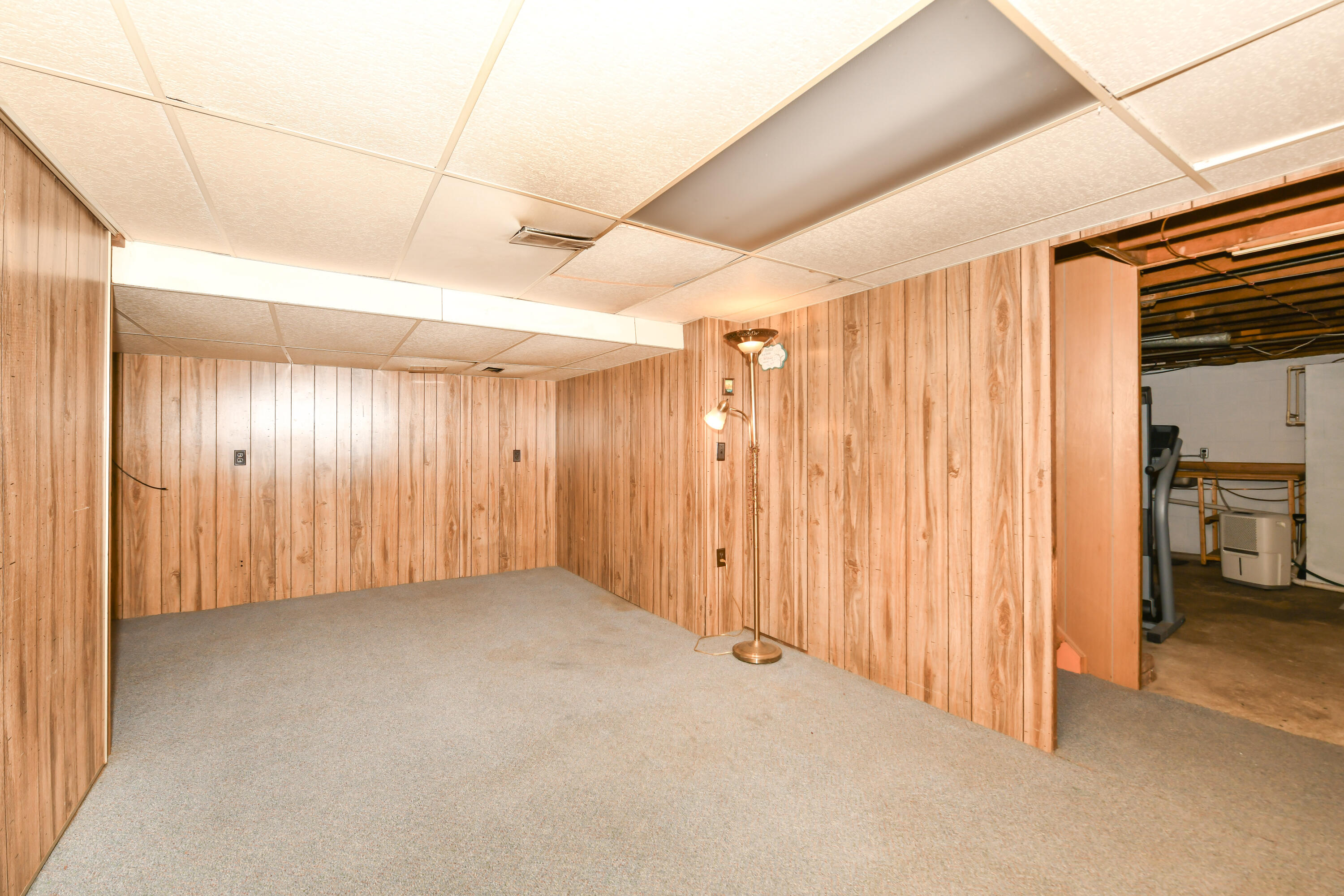 1509 Illinois Street Racine, WI 53405 - Photo 20 of 35 Rec Room