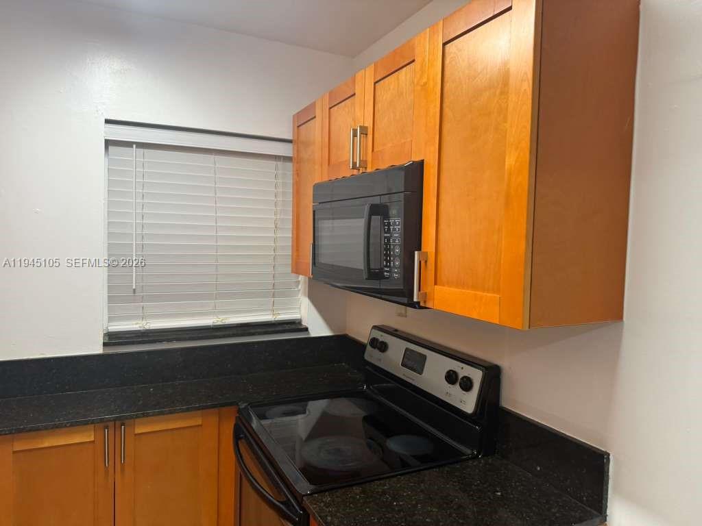 2008 Jackson Street, Unit D4 Hollywood, FL 33020 - Photo 7 of 18