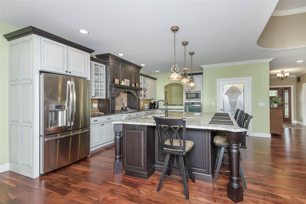 1818 Rustic Oak Drive Washington, IL 61571 - Photo 11 of 36 Gallery Image 11