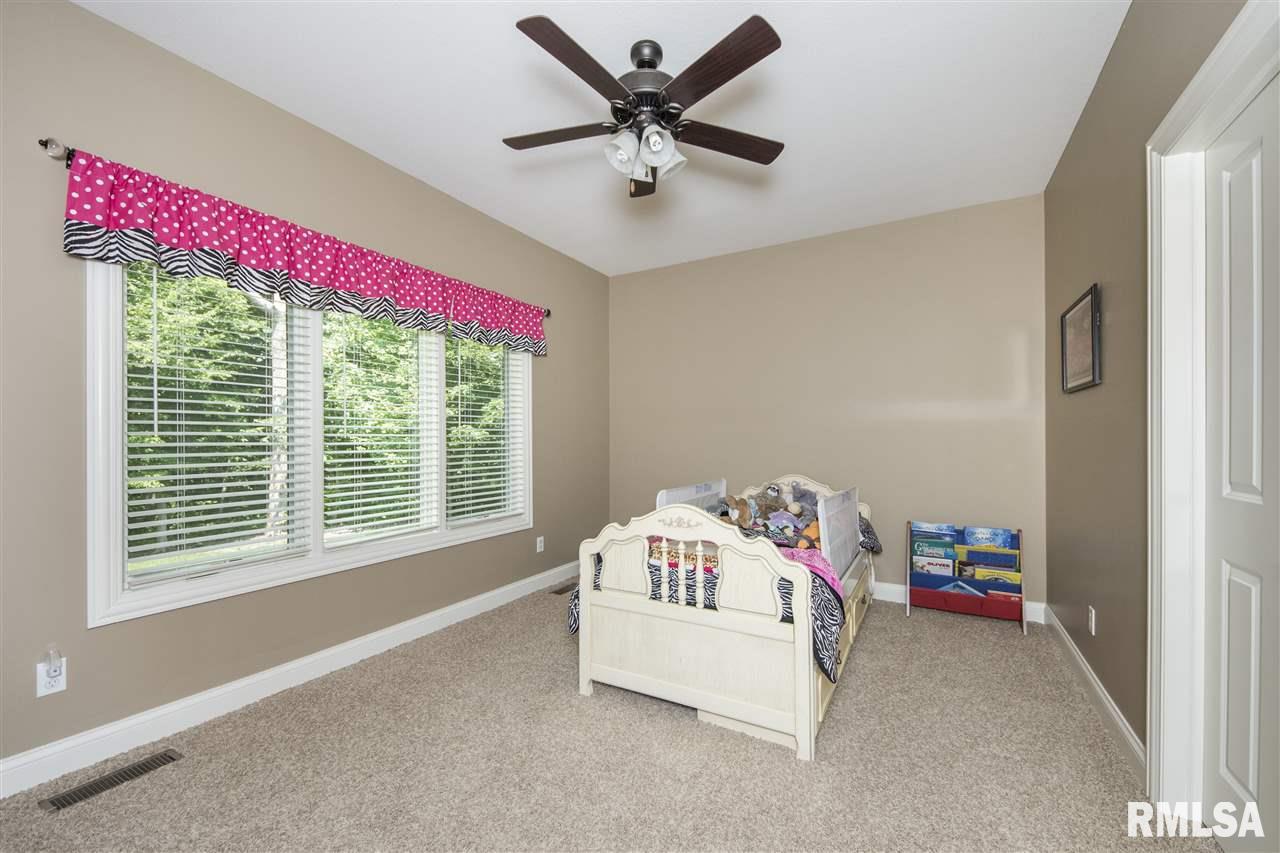 1818 Rustic Oak Drive Washington, IL 61571 - Photo 25 of 36 Gallery Image 25
