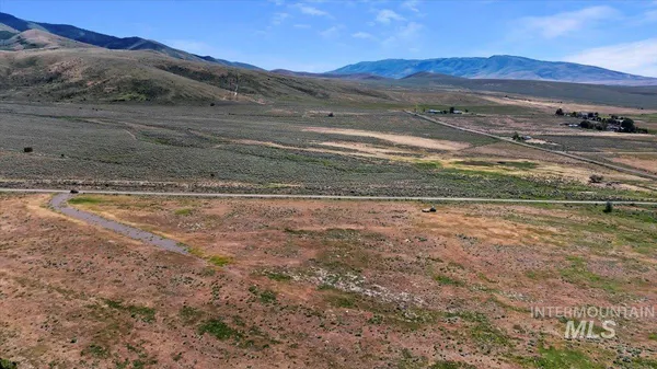 $90,000 | Lot #20 South 100 East, Oakley, ID 83346