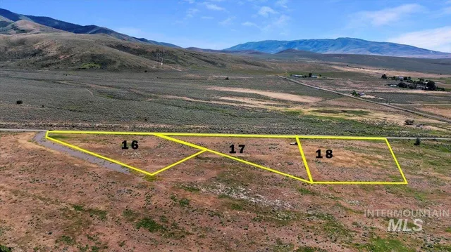 $90,000 | Lot #20 South 100 East, Oakley, ID 83346
