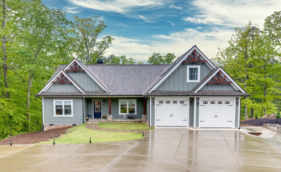 616 Crooked Trace Lane Seneca, SC 29672 - Photo 1 of 39