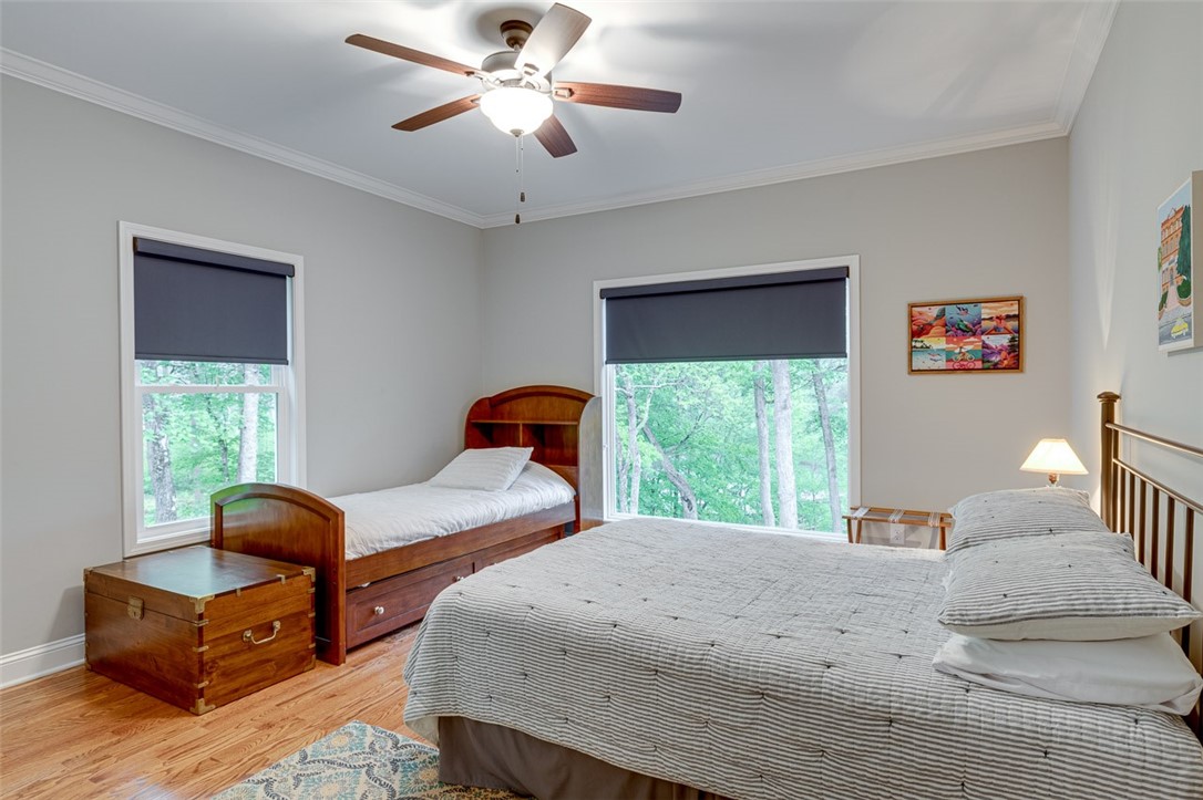 616 Crooked Trace Lane Seneca, SC 29672 - Photo 25 of 39 Bedroom 3