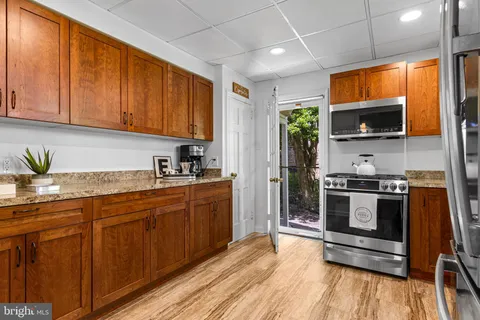$659,900 | 220 Walnut Lane, Ambler, PA 19002
