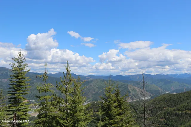 $2,367,000 | 2 St Kellogg Id 83837, Smelterville, ID 83868