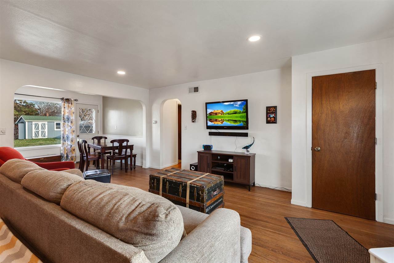 2814 North Willow Road Spokane Valley, WA 99206 - Photo 3 of 19 Gallery Image 3