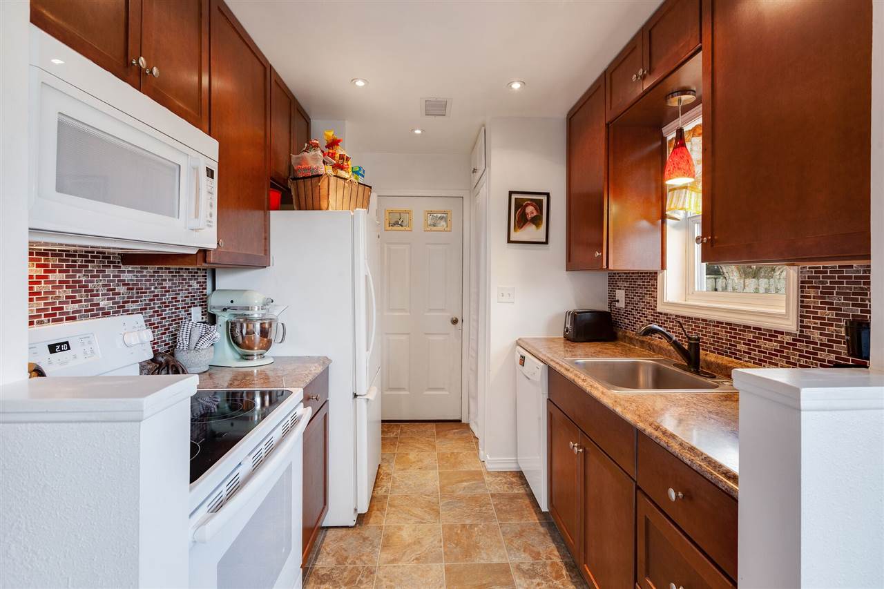 2814 North Willow Road Spokane Valley, WA 99206 - Photo 8 of 19 Gallery Image 8
