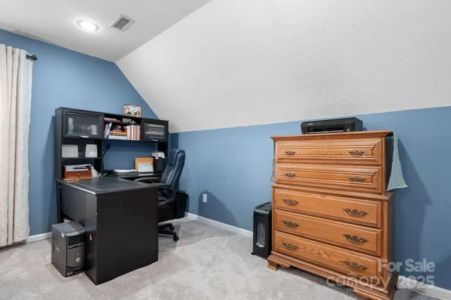 $649,900 | 3845 Steve Ikerd Drive Northeast, Hickory, NC 28601