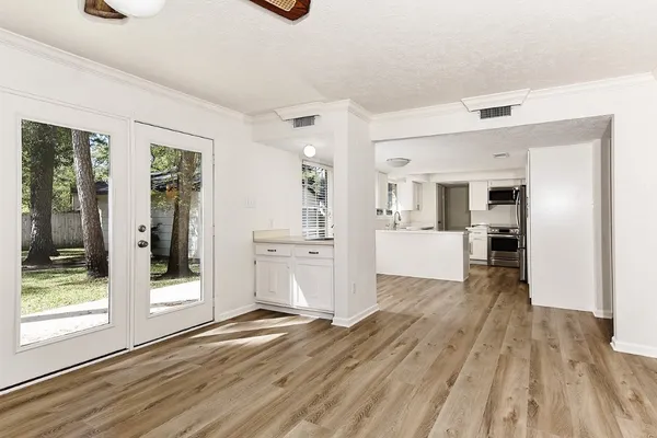 $2,700 | 35 Berryfrost Lane, The Woodlands, TX 77380