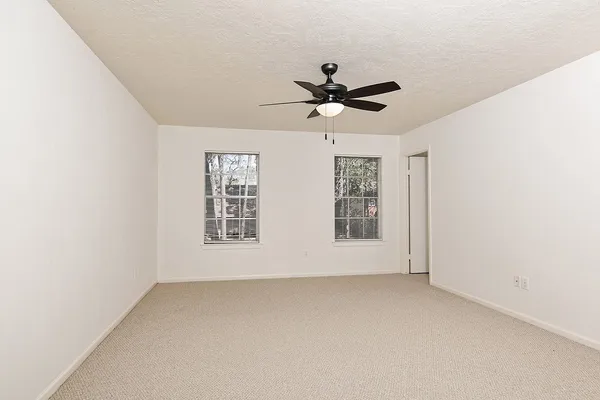 $2,950 | 35 Berryfrost Lane, The Woodlands, TX 77380