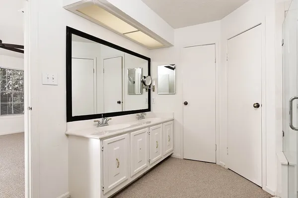 $2,950 | 35 Berryfrost Lane, The Woodlands, TX 77380