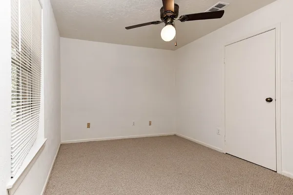 $2,700 | 35 Berryfrost Lane, The Woodlands, TX 77380