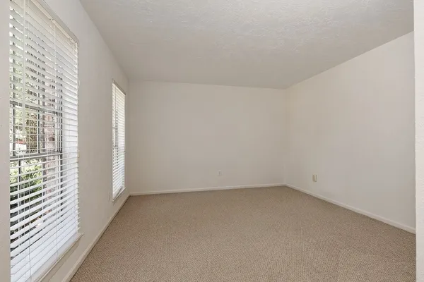 $2,700 | 35 Berryfrost Lane, The Woodlands, TX 77380