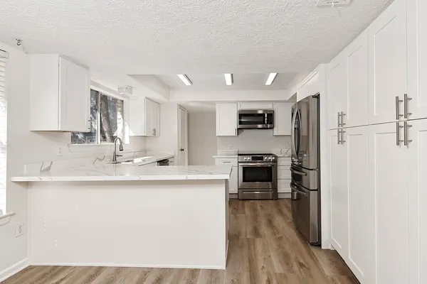 $2,950 | 35 Berryfrost Lane, The Woodlands, TX 77380