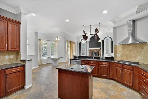 $875,000 | 9454 Swift Creek Circle, Dover, FL 33527