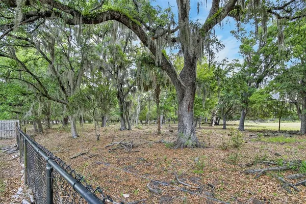$875,000 | 9454 Swift Creek Circle, Dover, FL 33527