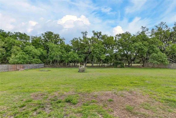 $875,000 | 9454 Swift Creek Circle, Dover, FL 33527