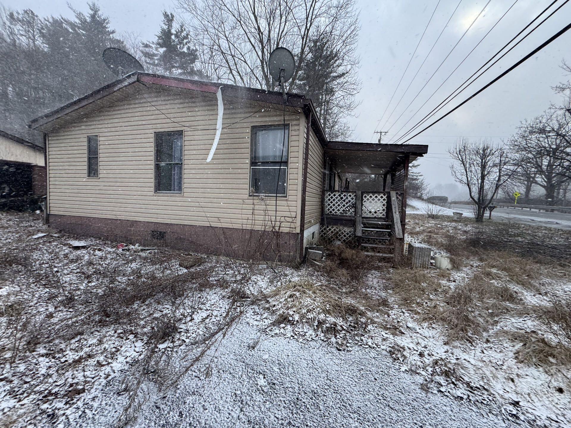 3983 New Hope Road Princeton, WV 24739 - Photo 20 of 37 image 801548