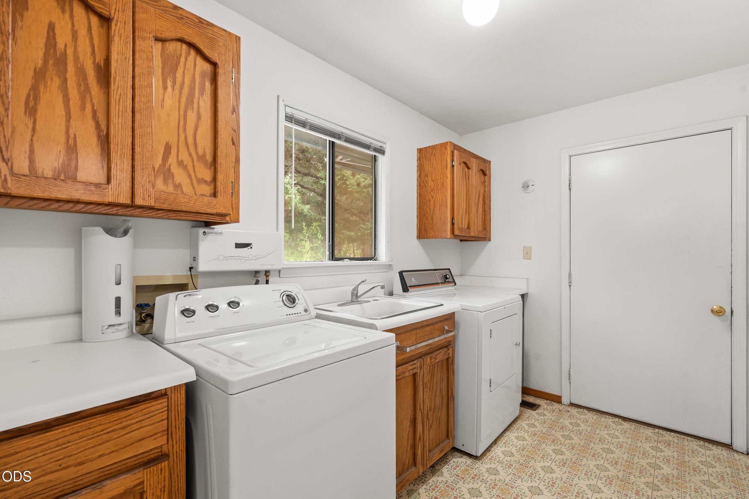 1475 Pleasant Creek Road Rogue River, OR 97537 - Photo 24 of 36 Gallery Image 24