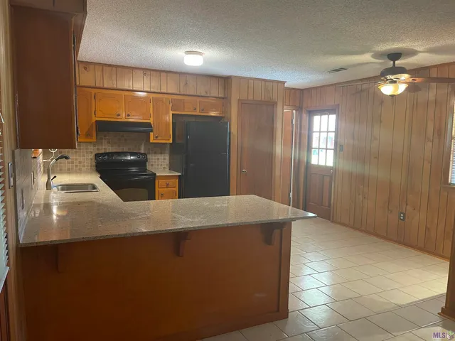 $1,600 | 7612 Bassett Drive, Baton Rouge, LA 70817