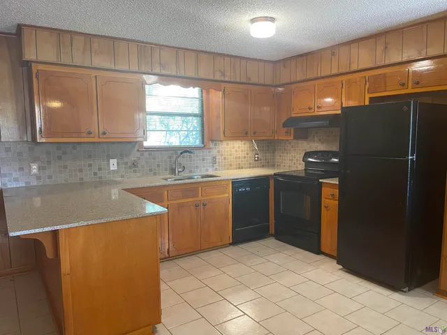 $1,600 | 7612 Bassett Drive, Baton Rouge, LA 70817