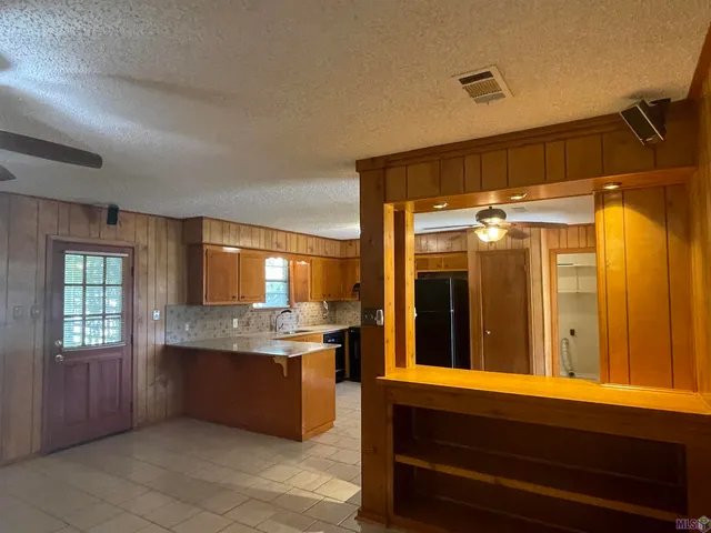 $1,600 | 7612 Bassett Drive, Baton Rouge, LA 70817