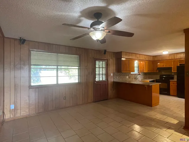 $1,600 | 7612 Bassett Drive, Baton Rouge, LA 70817