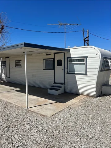a view of a house with garage