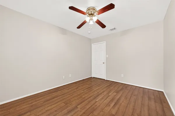 $2,500 | 1646 Martin Lake Drive, Richmond, TX 77406