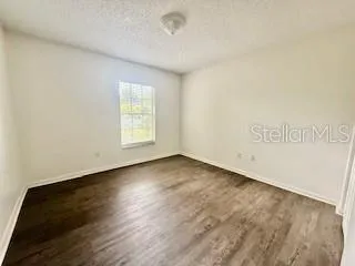 $1,400 | 221 North Adelle Avenue, Deland, FL 32720