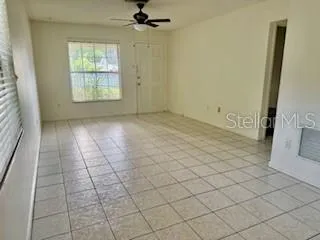 $1,400 | 221 North Adelle Avenue, Deland, FL 32720