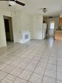 $1,400 | 221 North Adelle Avenue, Deland, FL 32720