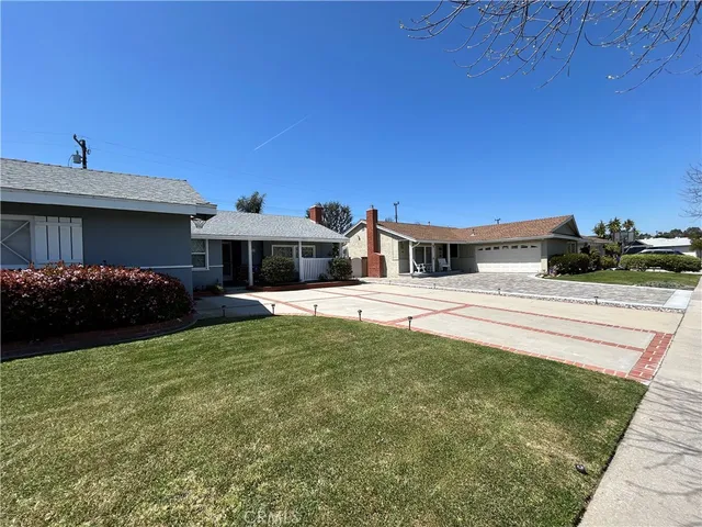 $4,300 | 22823 Date Avenue, Torrance, CA 90505