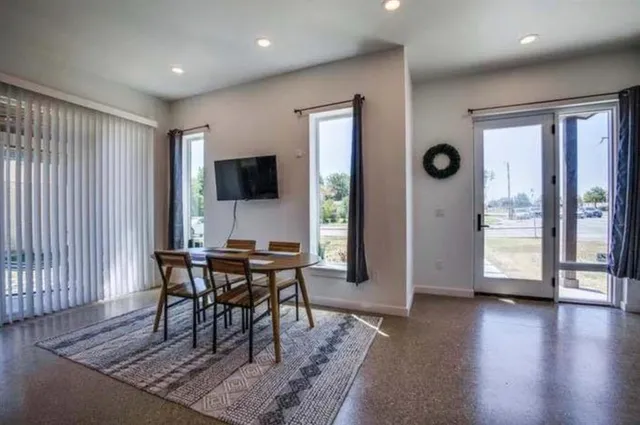 $3,000 | 10803 Mandalay Drive, Dallas, TX 75228