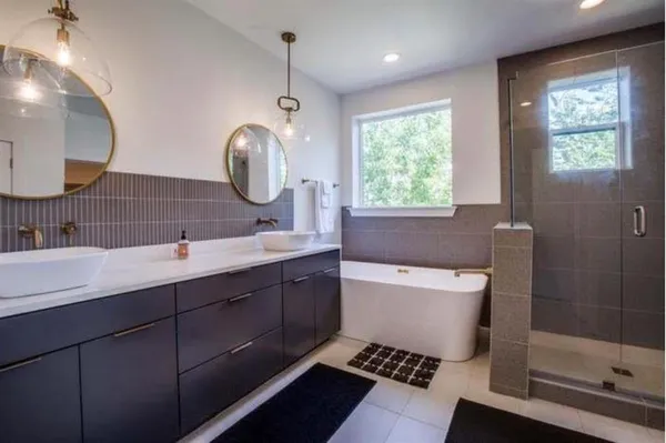 $2,700 | 10803 Mandalay Drive, Dallas, TX 75228