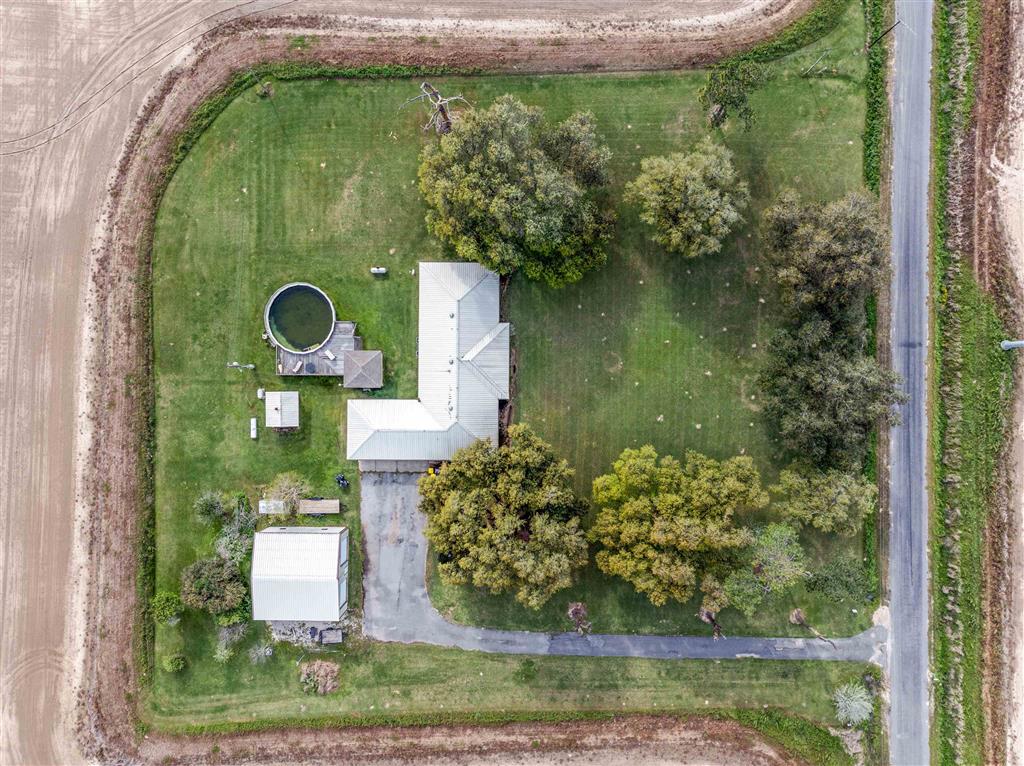 12447 Johnny Benoit Road, Unit 1 Welsh, LA 70591 - Photo 4 of 27
