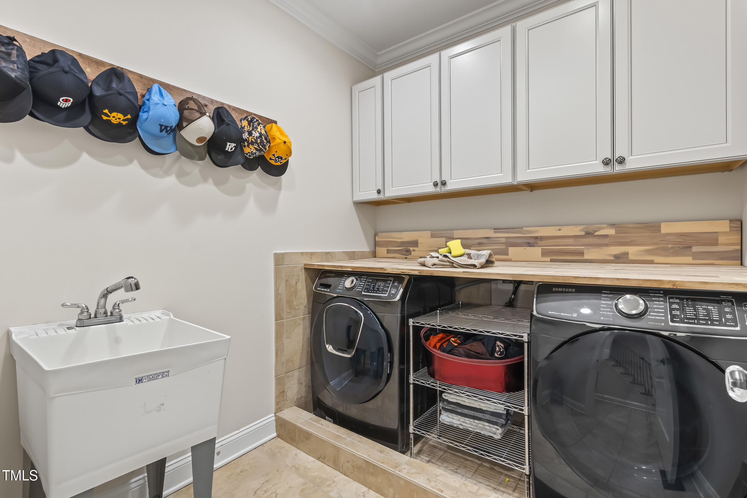 5808 Cavanaugh Drive Raleigh, NC 27614 - Photo 32 of 80 Laundry Room