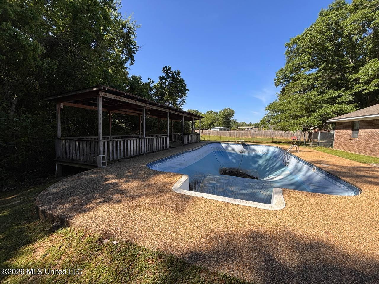 5702 Haley Road Meridian, MS 39305 - Photo 5 of 19 5