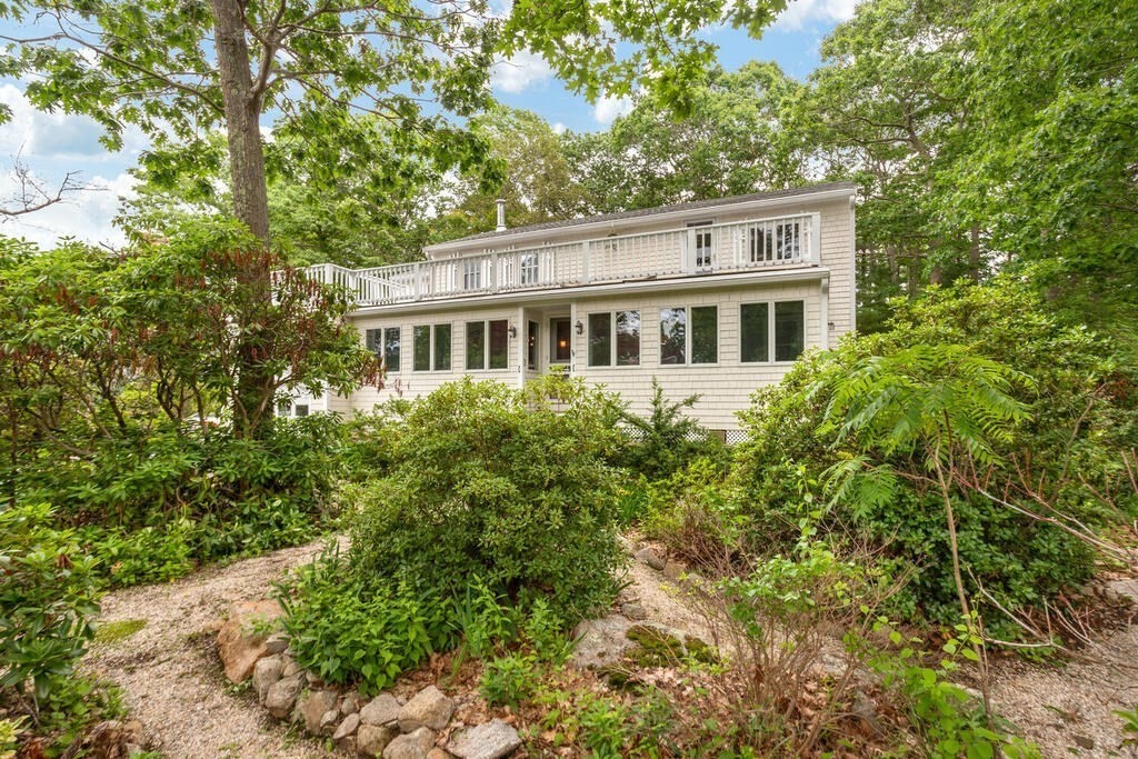 17 Ryan Road Gloucester, MA 01930 - Photo 1 of 32 Gallery Image 1
