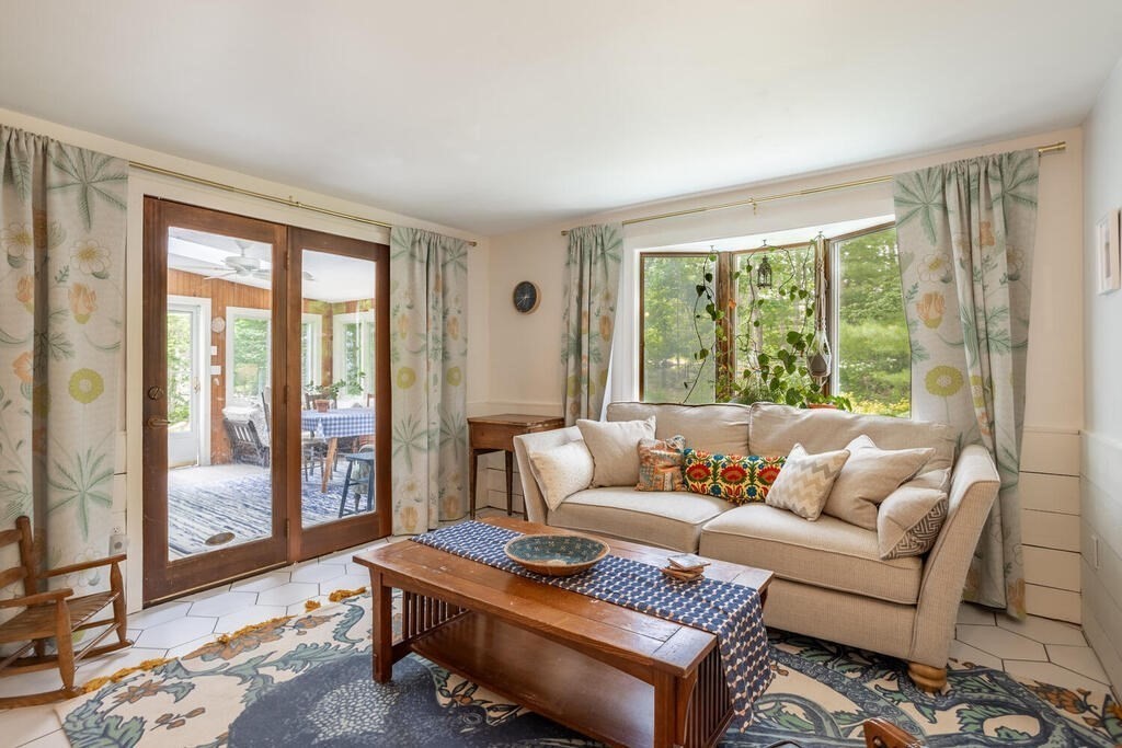 17 Ryan Road Gloucester, MA 01930 - Photo 11 of 32 Gallery Image 11