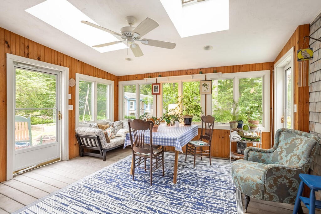 17 Ryan Road Gloucester, MA 01930 - Photo 14 of 32 Gallery Image 14