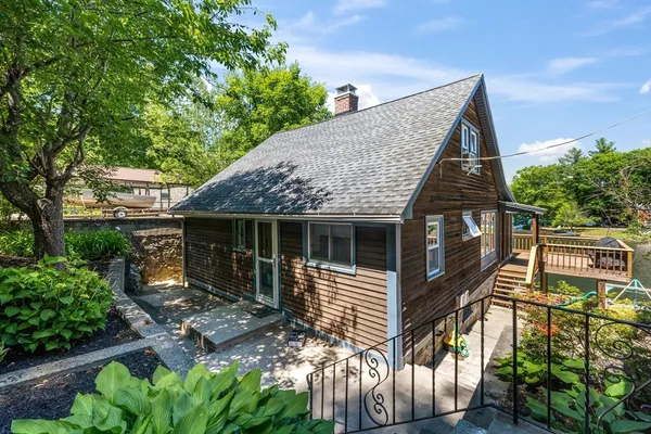 $634,500 | 34 Lake Sargent Drive, Leicester, MA 01524