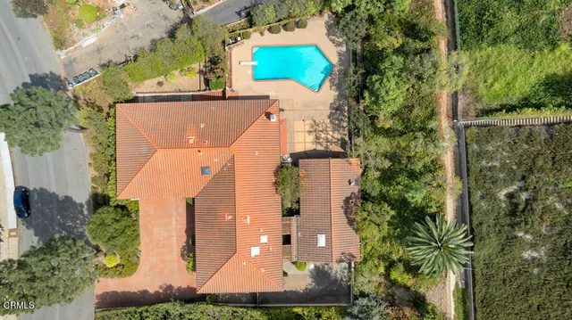 $1,400,000 | 880 Grada Avenue, Camarillo, CA 93010