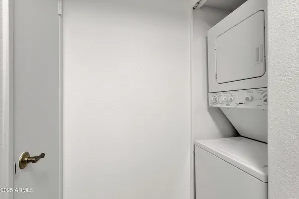 $265,000 | 4901 South Calle Los Cerros Drive, Unit 229, Tempe, AZ 85282