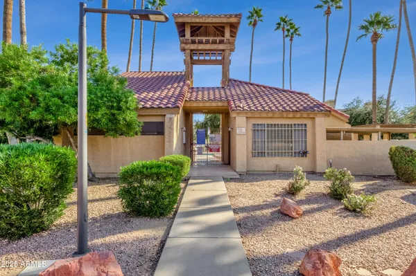 $265,000 | 4901 South Calle Los Cerros Drive, Unit 229, Tempe, AZ 85282