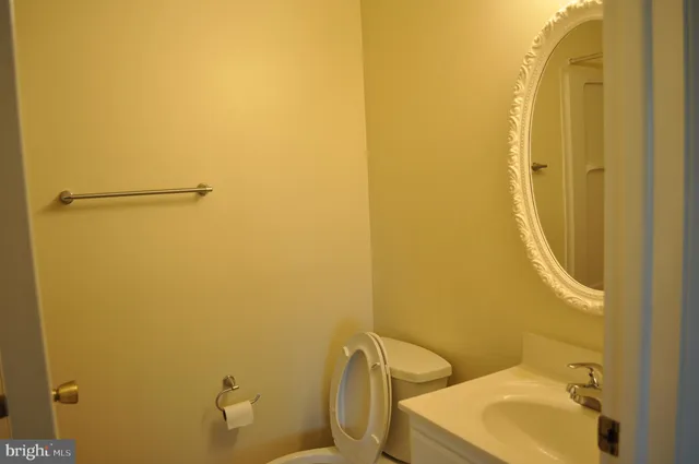 $198,000 | 650 Heather Ridge Drive, Unit 12L, Frederick, MD 21702