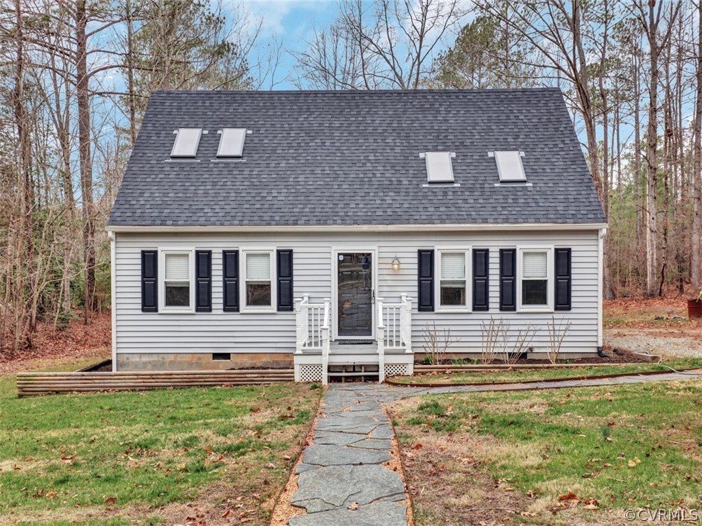 11930 Bundle Road Chesterfield, VA 23838 - Photo 2 of 27 Maintenance Free Vinyl Siding
