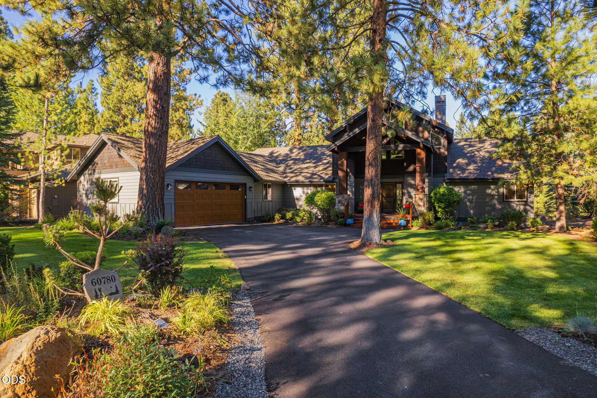 60780 Currant Way Bend, OR 97702 - Photo 3 of 83 Gallery Image 3