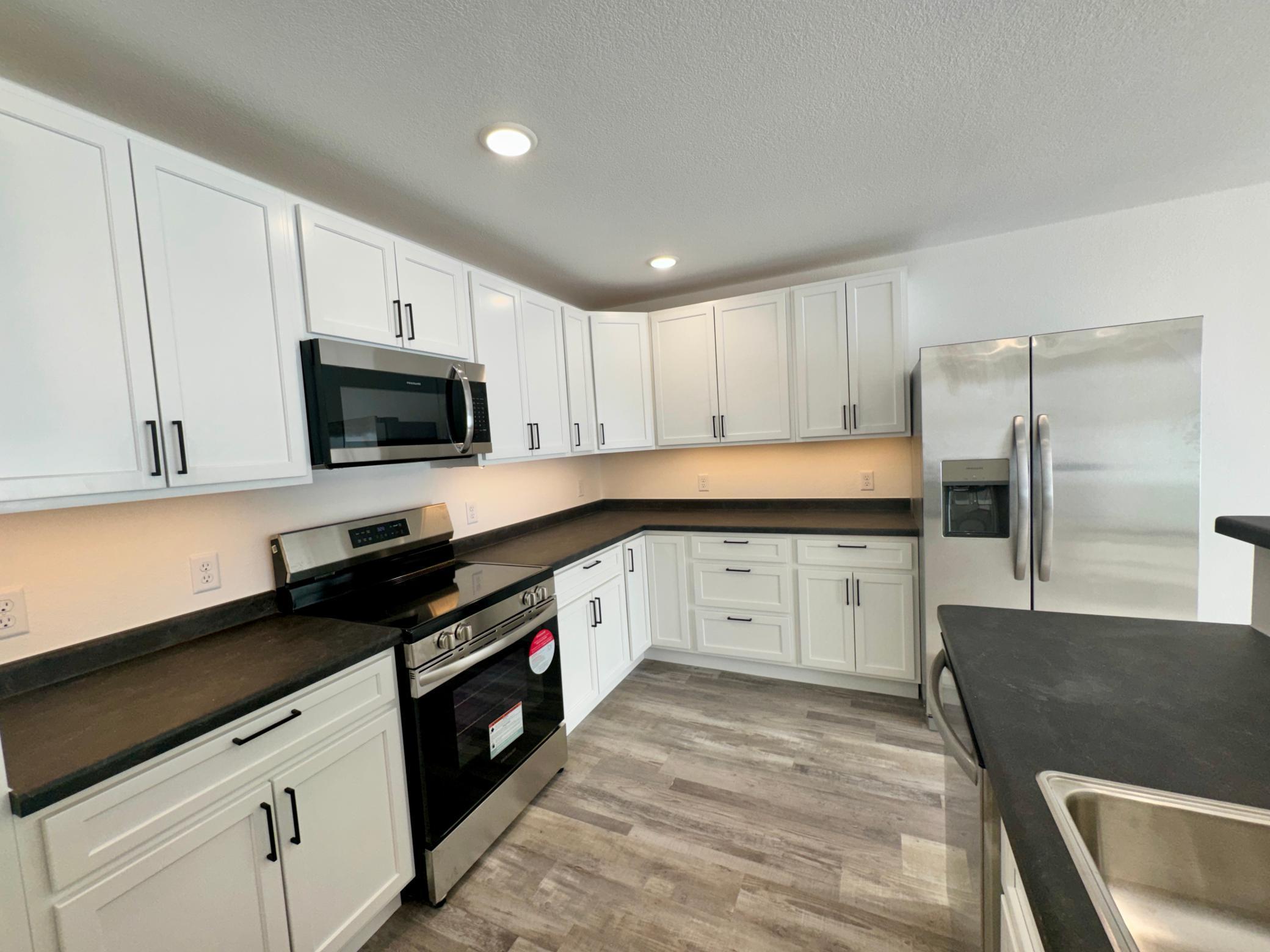 516 Garfield Street Southeast Warroad, MN 56763 - Photo 5 of 26